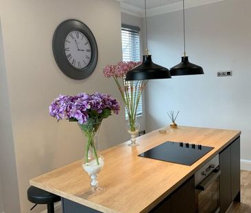 Room 5, St Lukes Road, Holbeck, Leeds, LS11 8JA - Photo 4