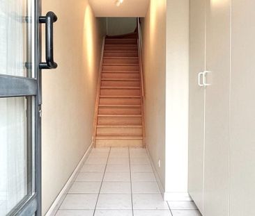 Appartement te huur in Sint-Eloois-Vijve voor € 850 met 1 slaapkamer - Foto 2