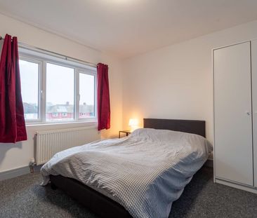 Sussex Road Room 1 - Photo 2