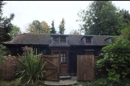 1 Bed Detached House, Knighton Grange Road, LE2 - Photo 5