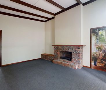 11 Baroy Street, Falcon WA 6210 - House For Rent | Domain - Photo 4