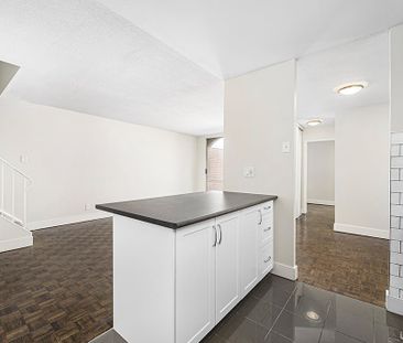 Westwood Abbey Apartments - Photo 4