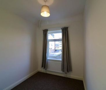 2 bedroom semi-detached house to rent - Photo 3