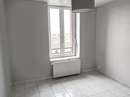 Appartement à louer à CONFLANS EN JARNISY - Photo 4