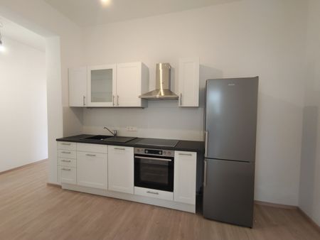 Moderne Wohnung in erstklassiger Lage am Hauptplatz mit Parkplatz - Foto 4