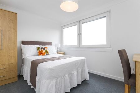 3 bedroom apartment to rent - Photo 5