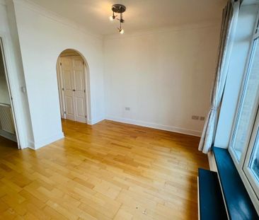 San Juan Court - Photo 3