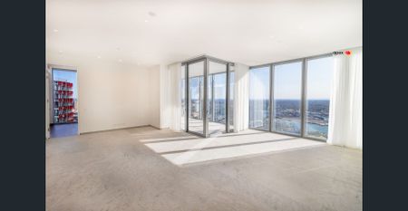 High Level Luxurious Three Bedrooms with Three Bathroom Apartment For Lease - Photo 3