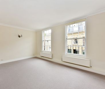 Cadogan Lane, Knightsbridge, London, SW1X - Photo 6