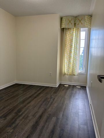 For Lease - 13 Betterton Crescent, Brampton, Ontario - Photo 2