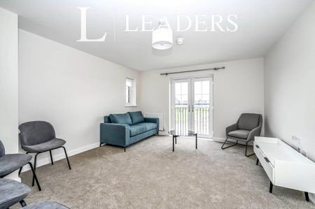 2 bedroom flat to rent - Photo 2