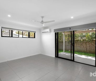 TUCKED AWAY AND HEAPS OF SPACE - Photo 2