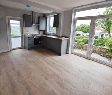 3 bedroom semi-detached house to rent - Photo 3