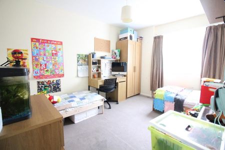 Thamesvale Close, Hounslow - Photo 4