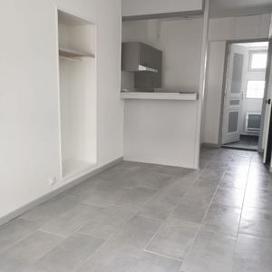 Location Appartement 1 pièce 19m² EPERNON 28230 - Photo 2