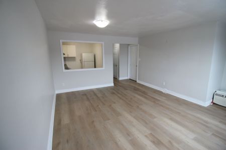 For Lease - 2991 Islington Avenue Unit# Upper, Toronto, Ontario - Photo 3