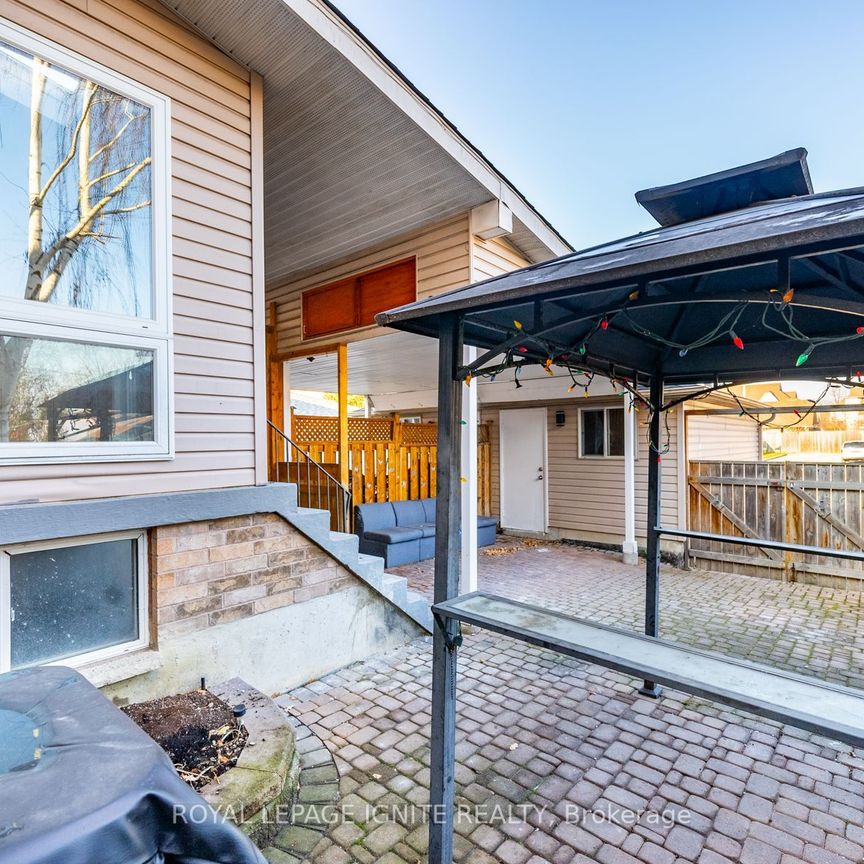 For Lease - 176 Wright Avenue, Toronto, Ontario - Photo 1