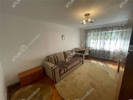 De inchiriat apartament cu 2 camere si pivnita in zona Calea Dumbravii din Sibiu - Fotografie 2