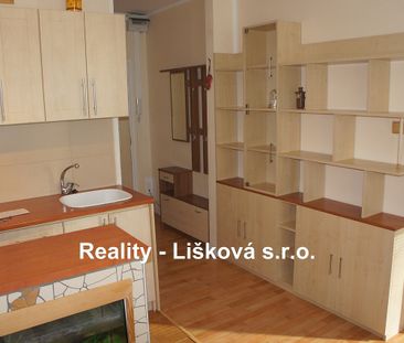 Pronájem bytu 1+1 36 m² - Photo 2