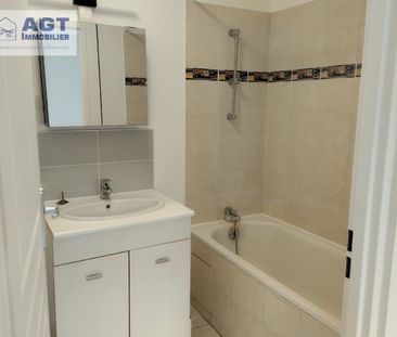 Location Appartement 2 pièces 48m² BEAUVAIS 60000 - Photo 5