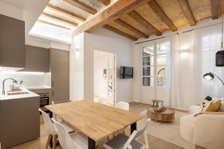 Plaça de Sant Agustí Vell, Barcelona, Catalonia 08003 - Photo 5