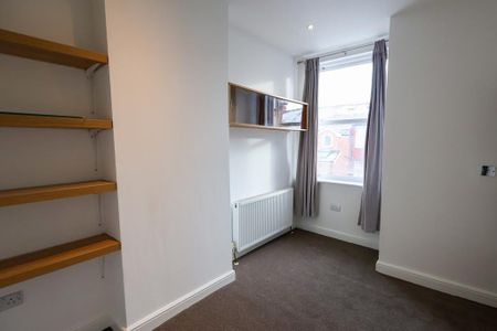 2 bedroom terraced house to rent - Photo 3