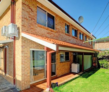 UNIQUE FAMILY HOME IN THE HEART OF EASTWOOD - Photo 6