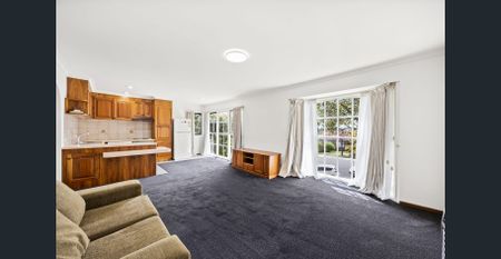 Newly Renovated Family Home in a Peaceful Court Location - Photo 2