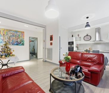 Location Appartement 4 pièces Meublé 77m² NICE 06000 - Photo 1