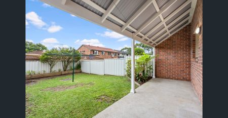 Quality 3 Bedroom Home in Highly Desirable Area - Photo 5