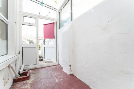 2 bedroom house to rent - Photo 4