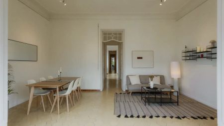 Room in a shared 6-bedroom apartment for rent in El Putget i Farró, professionals and students only - Photo 5