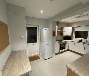 951 Upper Newtownards Road, Belfast, BT16 1RL - Photo 6