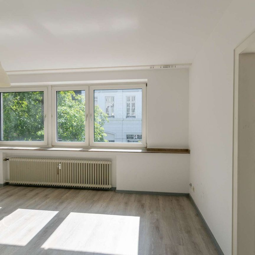 +++1 Raum City Appartement mit Balkon in zentraler Lage+++ - Photo 1