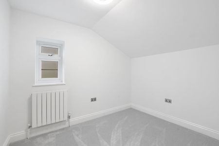 5 bedroom detached house to rent - Photo 4