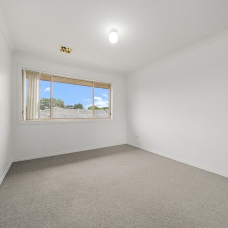 TWO STOREY HOME IN SOUGHT AFTER LOCATION - Photo 4