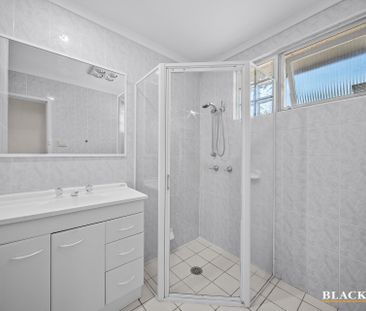 110 Goodwin Street, Lyneham ACT 2602 - House For Rent | Domain - Photo 4