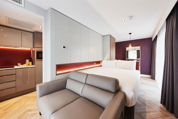 Studio to rent - Photo 1