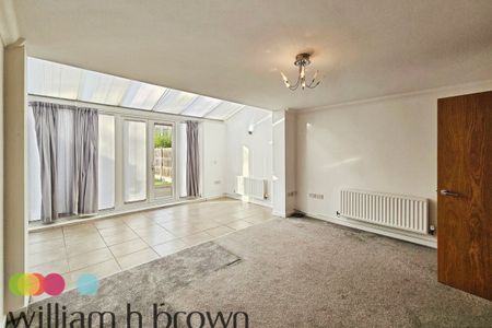 Beeleigh Link - Photo 2