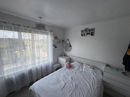 3 bedroom house to rent - Photo 3