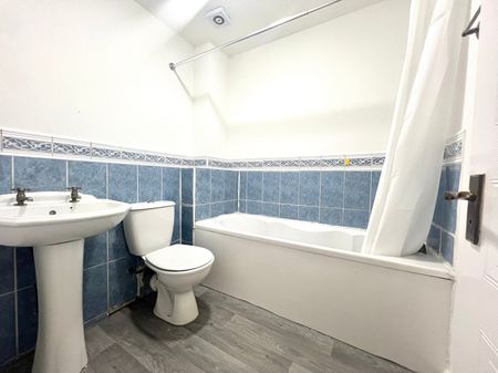 Admiral Court, Stern Close, Barking, ... - Photo 5