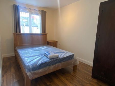 Flat 4, 24 Cromwell Road, Belfast, BT7 1JW - Photo 2