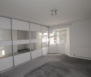 2 bedroom semi-detached house to rent - Photo 5