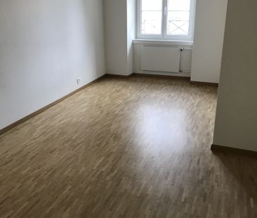Un bel appartement de 4.5 pièces est à louer sur la Chaux-de-Fonds ! - Photo 1