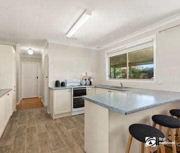 Charming & Low-Maintenance Family Home in Prime Richmond Location - Photo 6