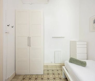 Carrer de Mallorca, Barcelona, Catalonia 08037 - Photo 3