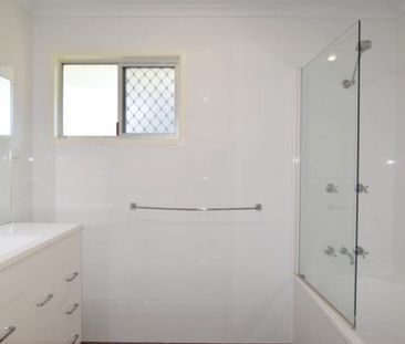 CHARMING 3 BEDROOM HOME WITH OUTDOOR AREA - Photo 5