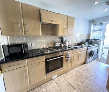 3 bedroom property to rent - Photo 6