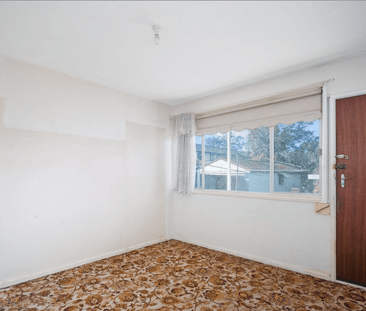 House for rent - Photo 2