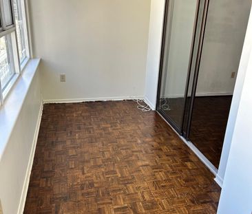 For Lease - 45 Carlton Street Unit# 1711, Toronto, Ontario - Photo 1